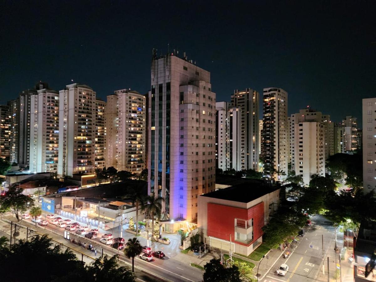 סאו פאולו Hotel Qi Intelligence 5 Estrelas Av. Ibirapuera Moema מראה חיצוני תמונה
